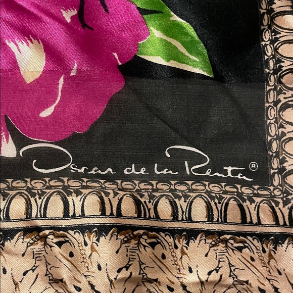 Oscar de la Renta Floral Silk Scarf with Black Border. Vintage - Picture 4 of 7